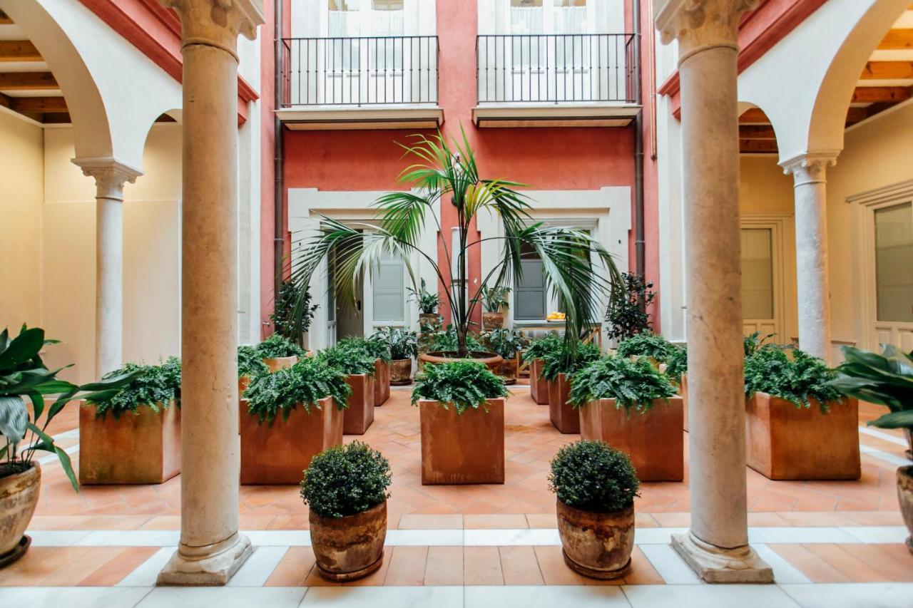 Casa Patio Del Siglo XIX Aparthotel Seville Exterior photo